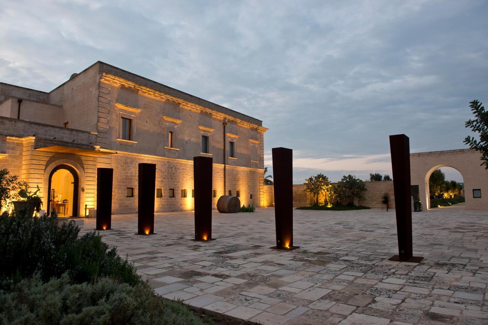 Hotel Histo San Pietro Sul Mar Piccolo Taranto Exterior foto