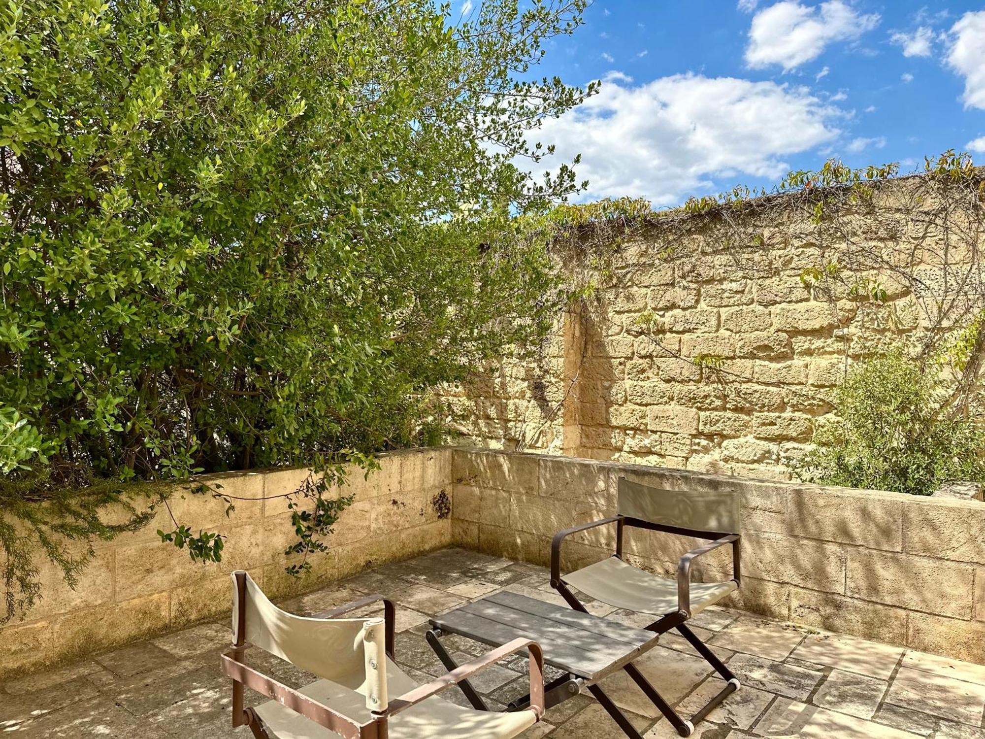 Hotel Histo San Pietro Sul Mar Piccolo Taranto Exterior foto